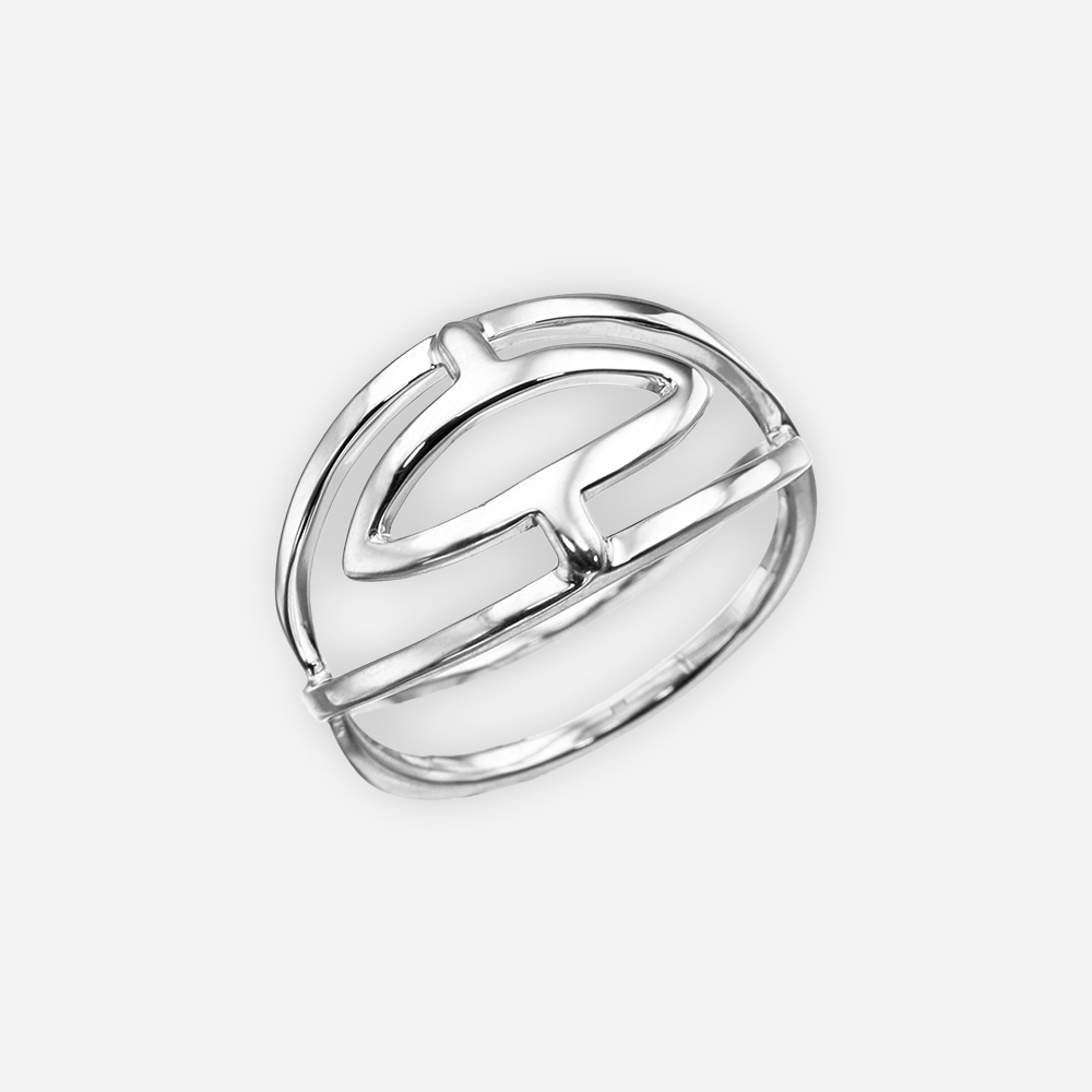 Anillo Minimalista pulido hecho a partir de plata de ley 925.